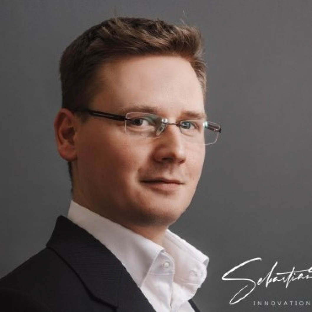 Sebastian-Scholz.jpg